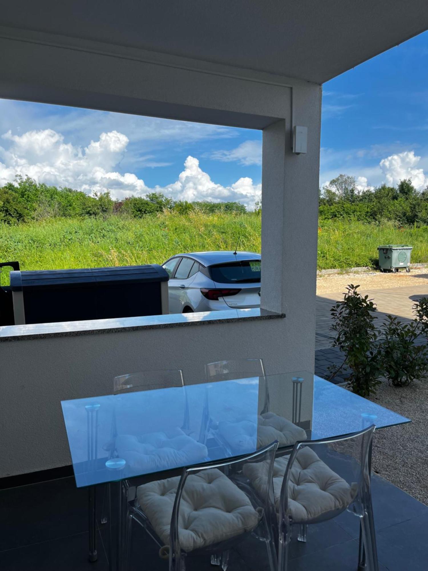 Apartma Enroom